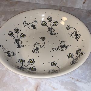 Peanuts: Easter theme ceramic large salad bowl